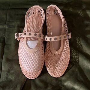 Stylish Pink Mesh Flats